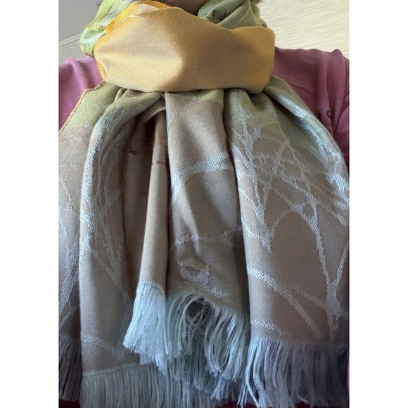 Descours Paris Silky Fringe Scarf Wrap Ombre Green Beige Made in France - Picture 6 of 7
